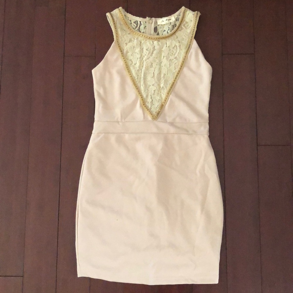 Beige/cream fitted cocktail dress size Small